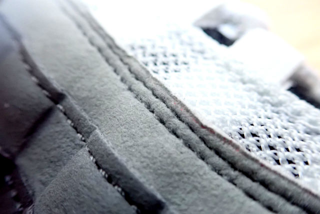 Nike（ナイキ）エアマックス95OGの縫製
